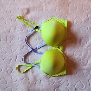 VS Dream Angel's Padded Demi Bra size: 36D